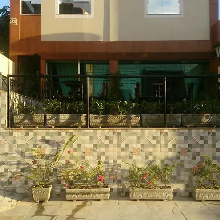 Aldenora Flats